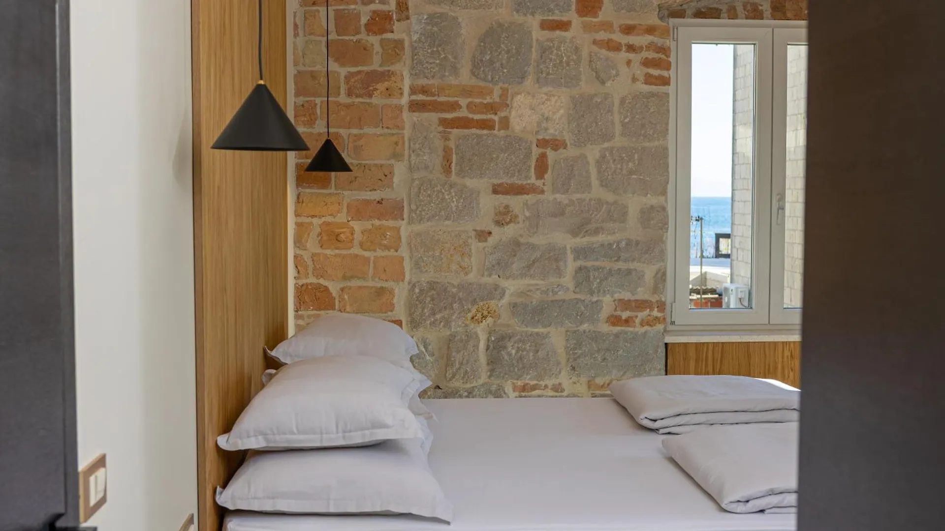 East Coast Deluxe Rooms Split 0*,  Hırvatistan